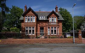 Muirholm Bed And Breakfast